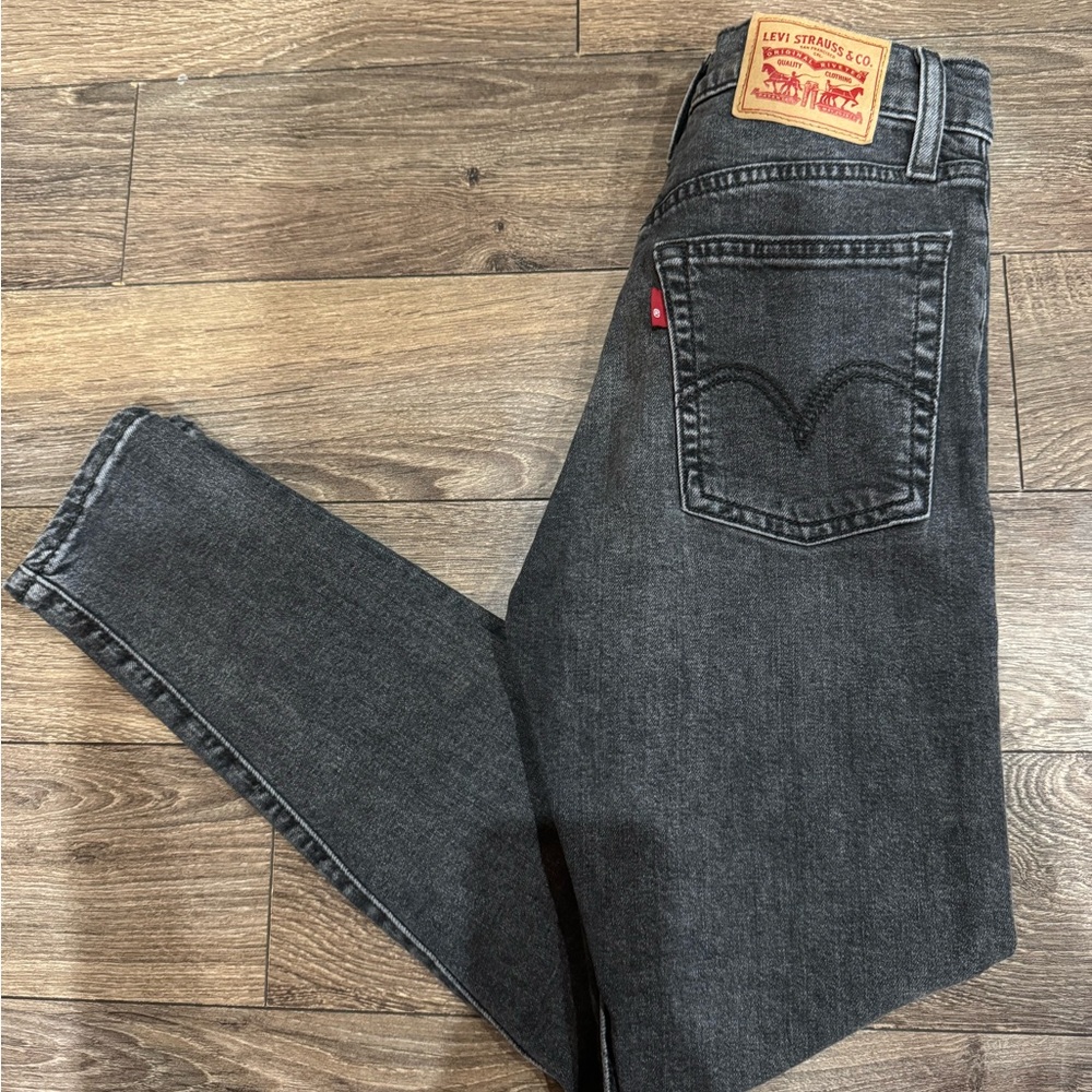 levi’s wedgie skinny jeans